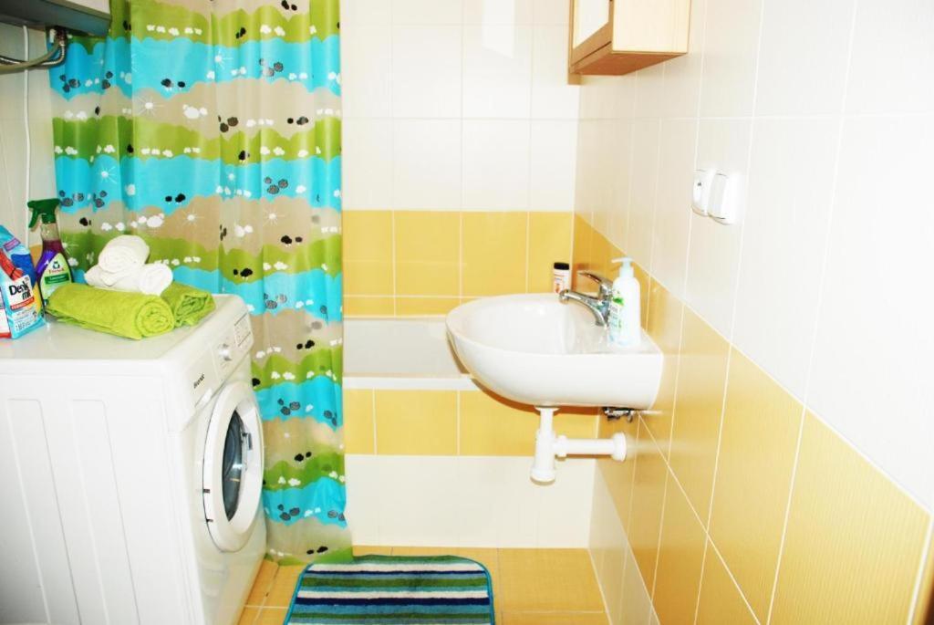 Apartment 5 Min By Walk To The Center Бърно Екстериор снимка